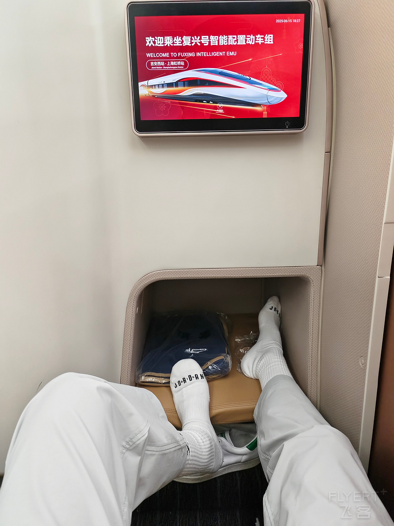 20180948t15jB8ztdtpcK8.jpg