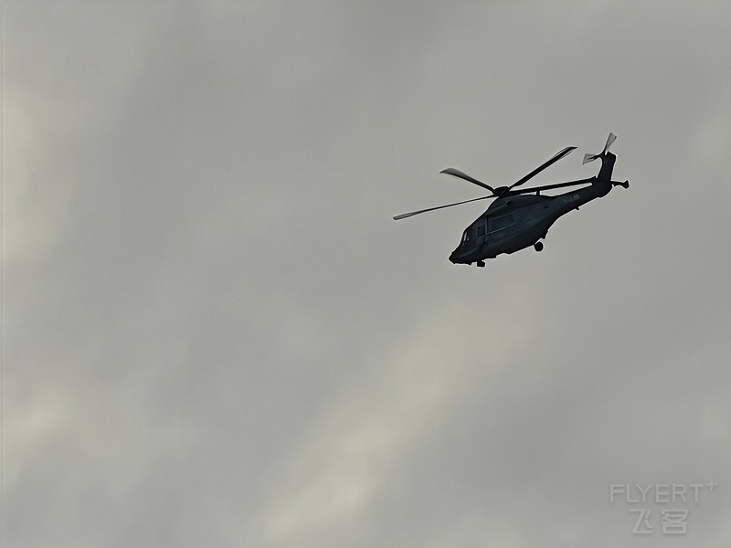 2244302Sibumv6HrlQxaWd.jpg