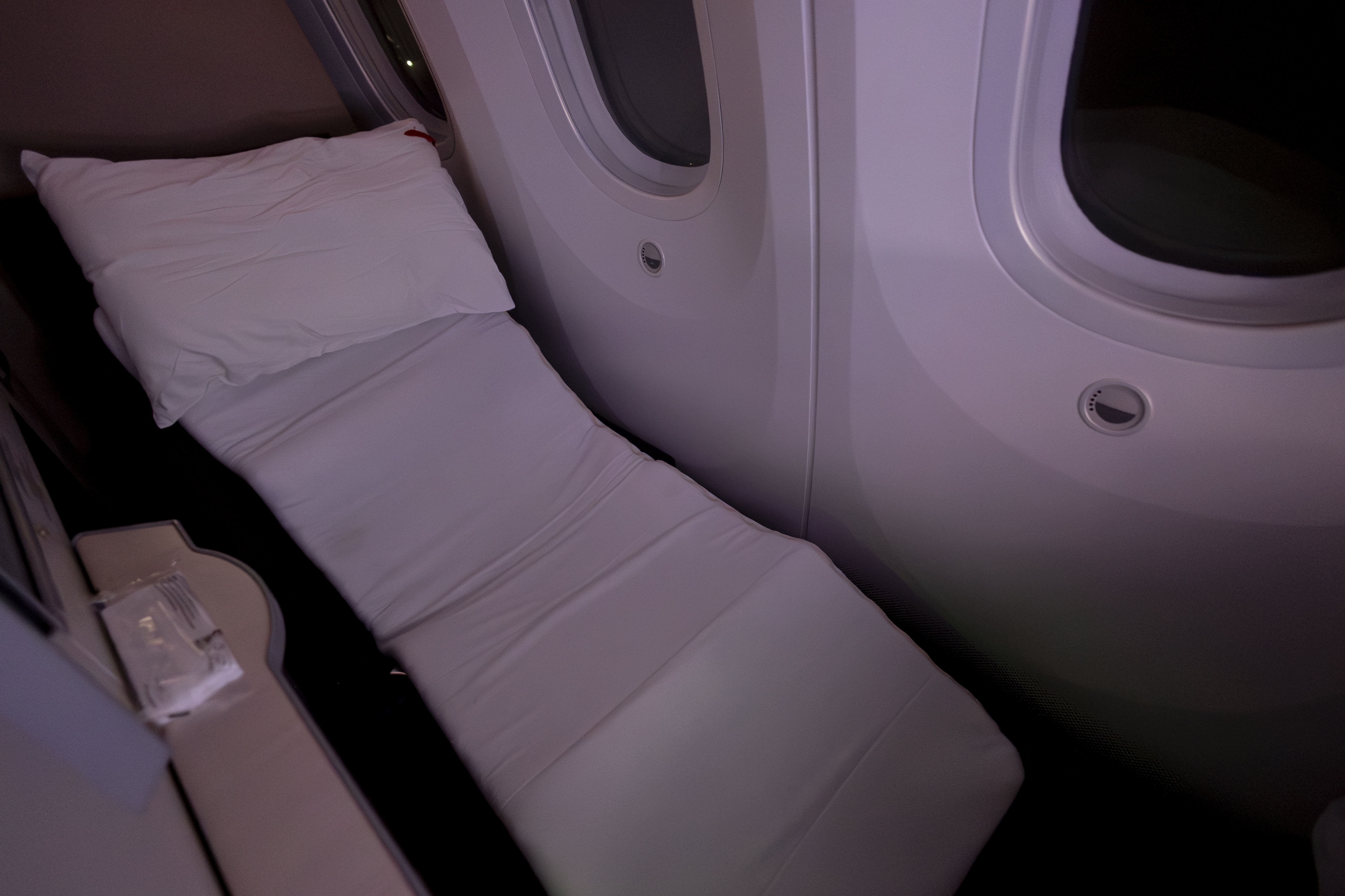 油ץ͡ ձ B789 ɼ 