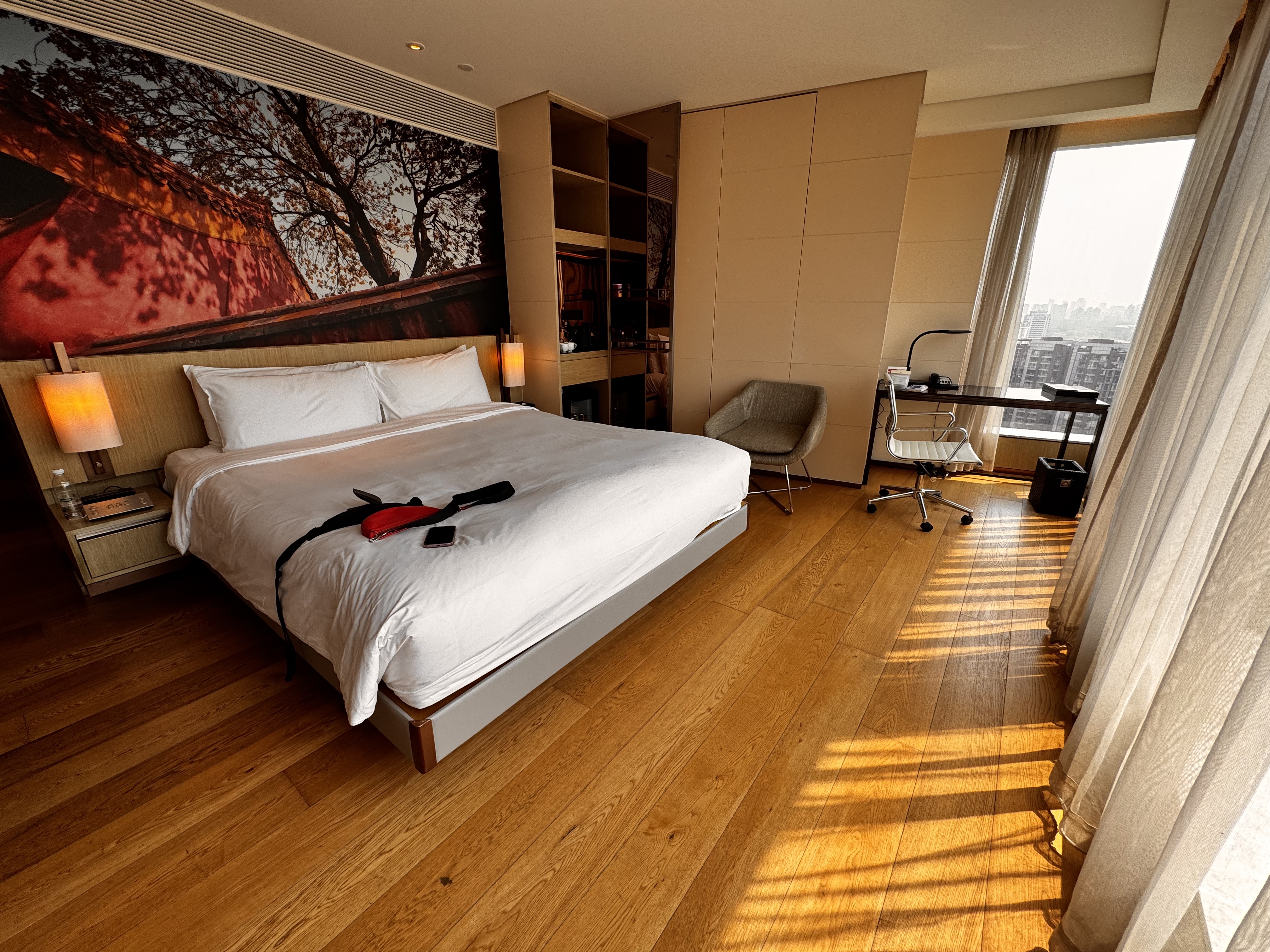 ü羰ķ
A ROOM WITH A VIEW
õ̸۶Ƶ ֮ ѿϦҵĿ