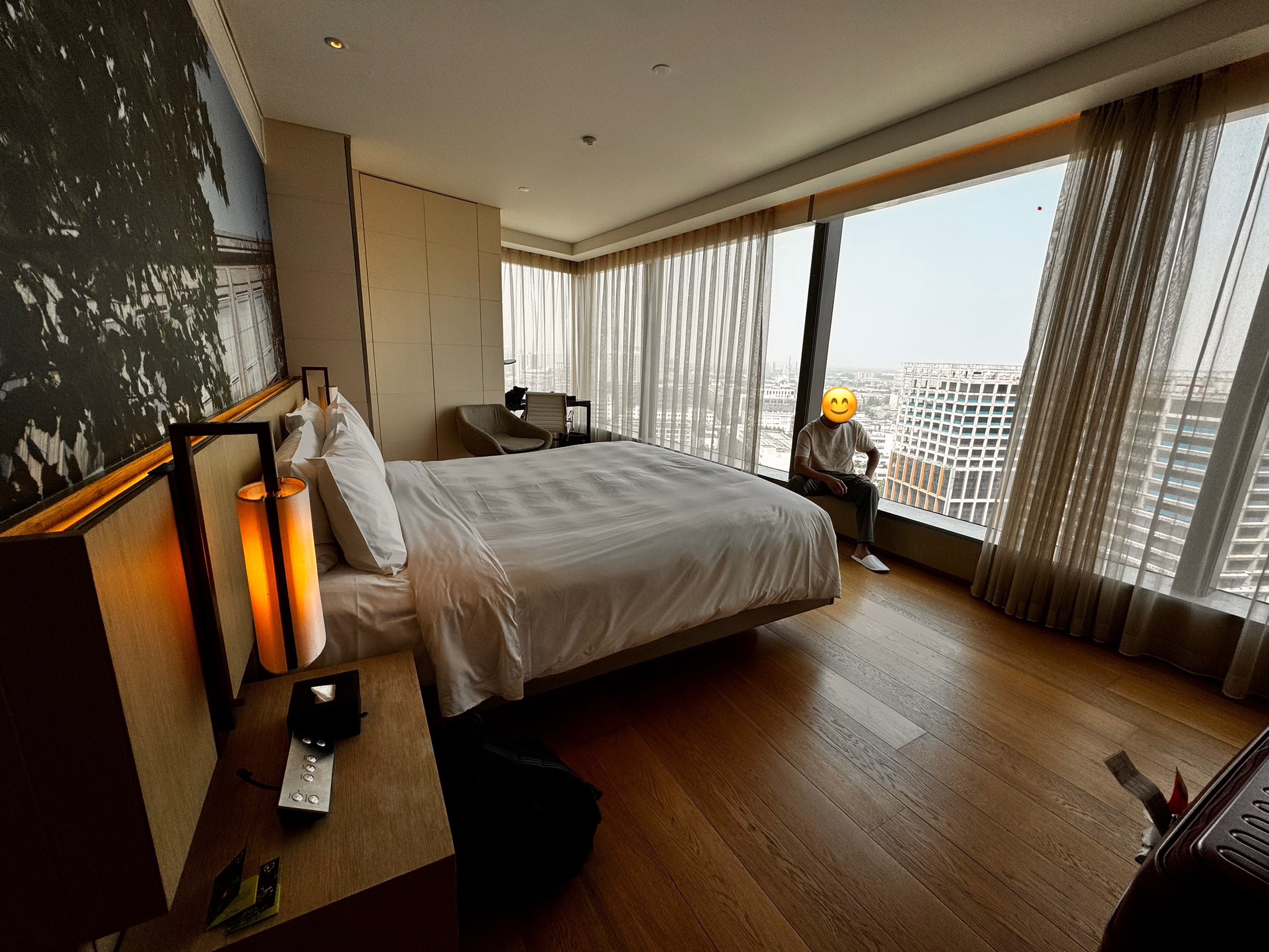 ü羰ķ
A ROOM WITH A VIEW
õ̸۶Ƶ ֮ ѿϦҵĿ