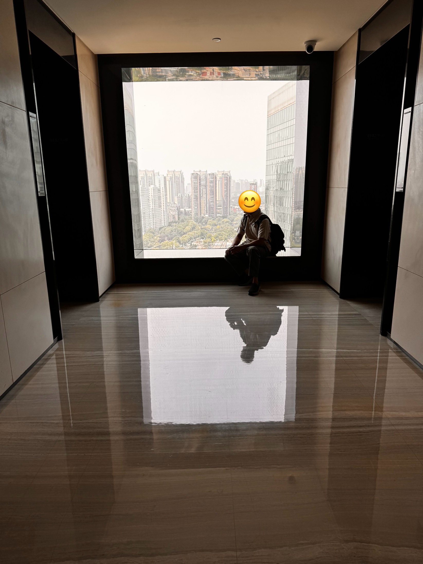 ü羰ķ
A ROOM WITH A VIEW
õ̸۶Ƶ ֮ ѿϦҵĿ