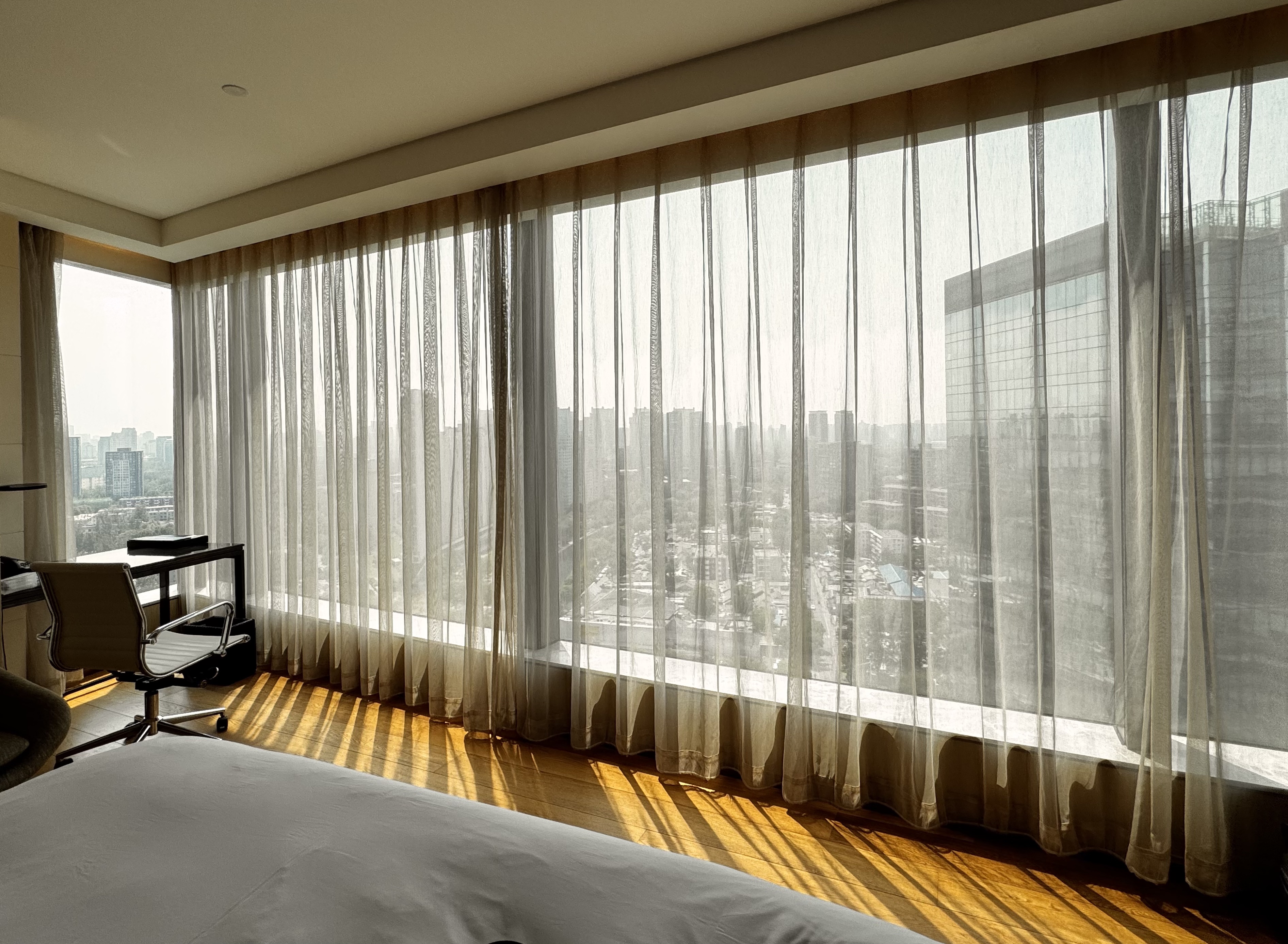 ü羰ķ
A ROOM WITH A VIEW
õ̸۶Ƶ ֮ ѿϦҵĿ