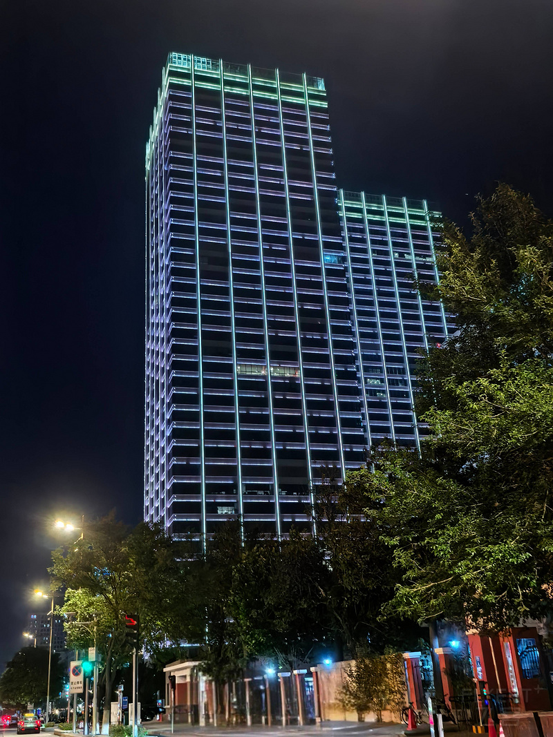 224256ByrPBklxrEZNZv1V.jpg
