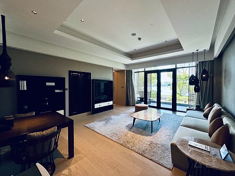 故迹青灯伴我行｜上海松江广富林希尔顿酒店｜豪华湖景庭院套房