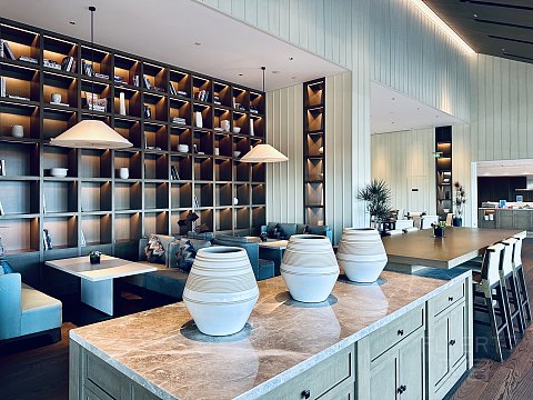 故迹青灯伴我行｜上海松江广富林希尔顿酒店｜豪华湖景庭院套房