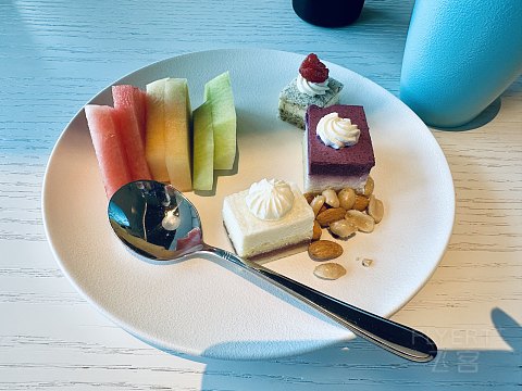 故迹青灯伴我行｜上海松江广富林希尔顿酒店｜豪华湖景庭院套房