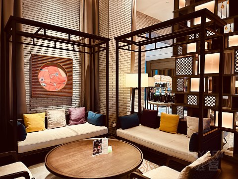 故迹青灯伴我行｜上海松江广富林希尔顿酒店｜豪华湖景庭院套房