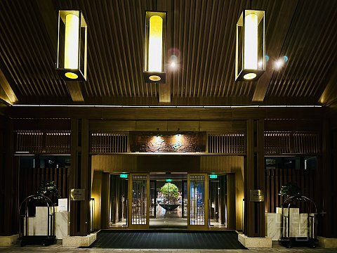 故迹青灯伴我行｜上海松江广富林希尔顿酒店｜豪华湖景庭院套房