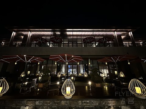 故迹青灯伴我行｜上海松江广富林希尔顿酒店｜豪华湖景庭院套房