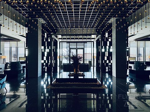 故迹青灯伴我行｜上海松江广富林希尔顿酒店｜豪华湖景庭院套房