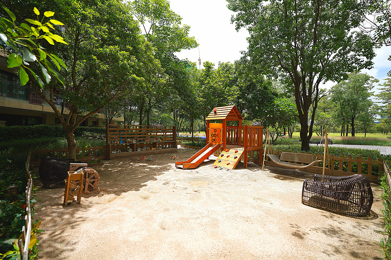 1350586DALMLBjJYtWnt09.jpg