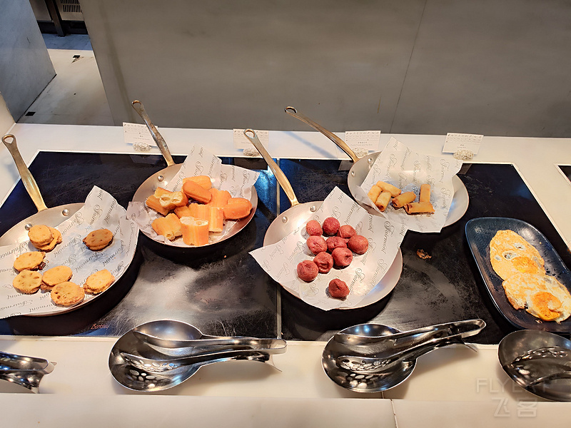 133207qaoXu0iVM6Jn0UPH.jpg