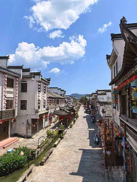 次暑黄山行：遍游西塔宏唯独不上山—— 黄山悦榕庄