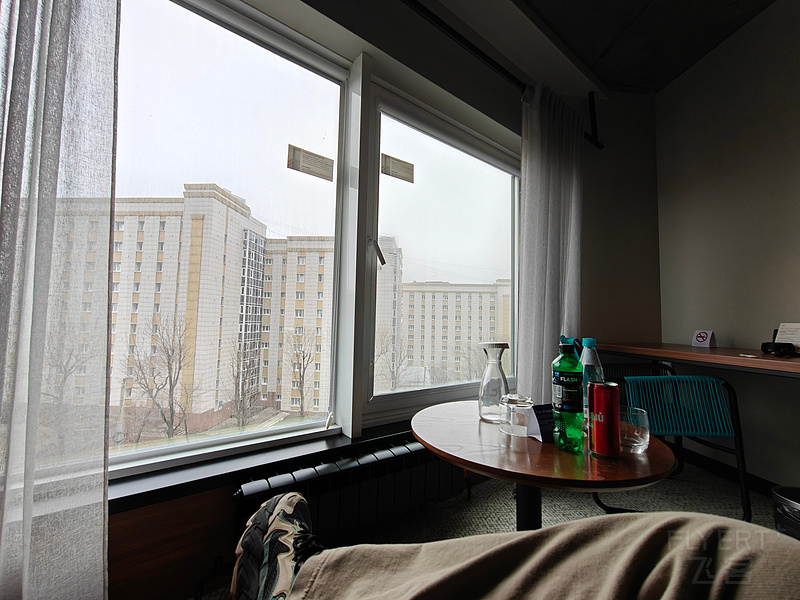 013058bX7S7WjNEvssiZJd.jpg