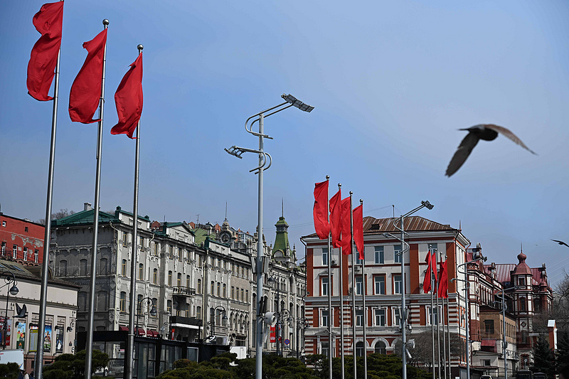 121324khpQguu7wDaM6rzV.jpg