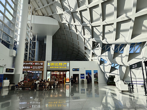 邂逅榕江绚丽晚霞—南航CZ5512台州路桥HYN-揭阳潮汕SWA 国产C909飞行报告