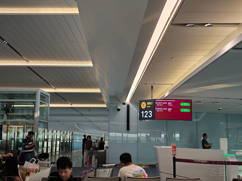 190547H1CJKN60HgsTWfc9.jpg