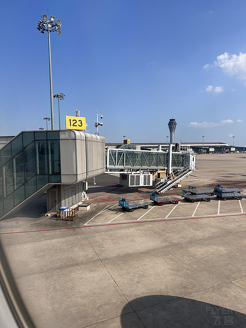 四川航空 3U6795 成都天府TFU-深圳宝安SZX 飞行报告