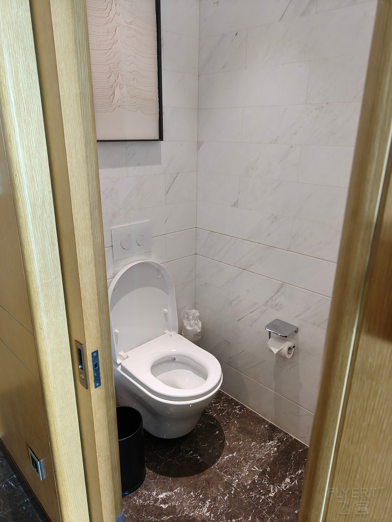 175105NEXDyNXE8M8I3RUu.jpg 175105NEXDyNXE8M8I3RUu.jpg