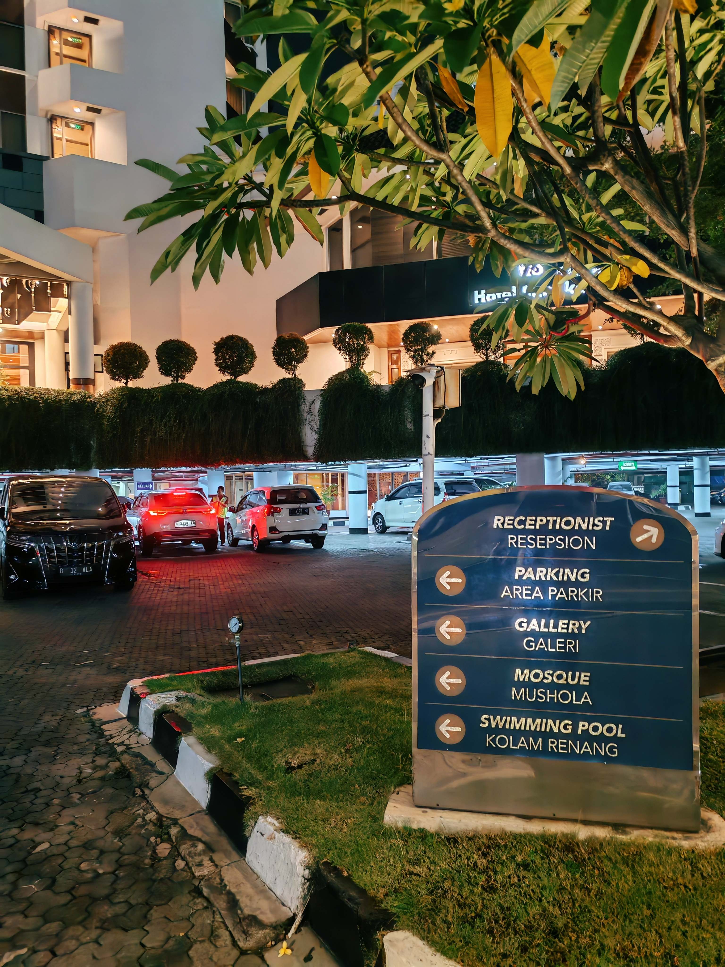 ӡ¢30ʷƵSantika Hotel