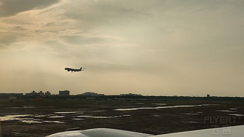 紧张局势下的波斯湾探访记｜海湾航空GF125 上海浦东-巴林麦纳麦