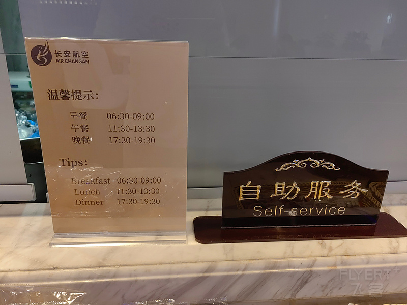 214541nQCNNarrQD3OFJ3j.jpg