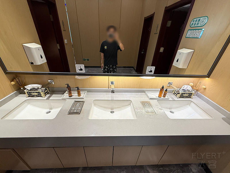 215828VSYLTYCCCFGBBGCQ.png 215828VSYLTYCCCFGBBGCQ.png