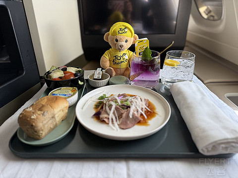 【南法开张了】太太太太太巨了：阿提哈德A380商务舱初体验（70图）
