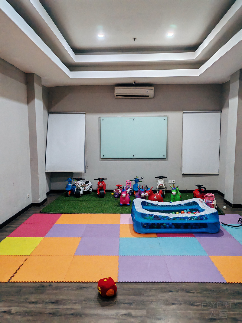 0622263NLG6jiOWxzNwLB1.jpg 0622263NLG6jiOWxzNwLB1.jpg