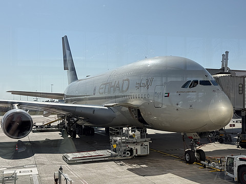 【南法开张了】太太太太太巨了：阿提哈德A380商务舱初体验（70图）