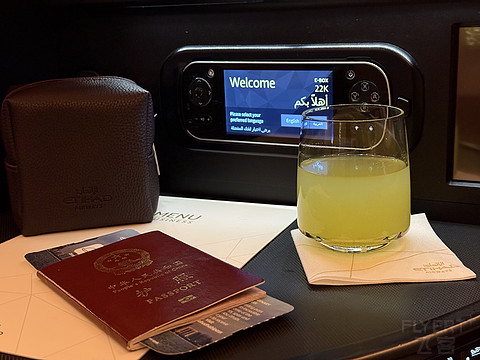 【南法开张了】太太太太太巨了：阿提哈德A380商务舱初体验（70图）