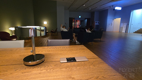 海东有仙山：HO1631/2南京往返济州飞行报告与济州人文历史探索体验