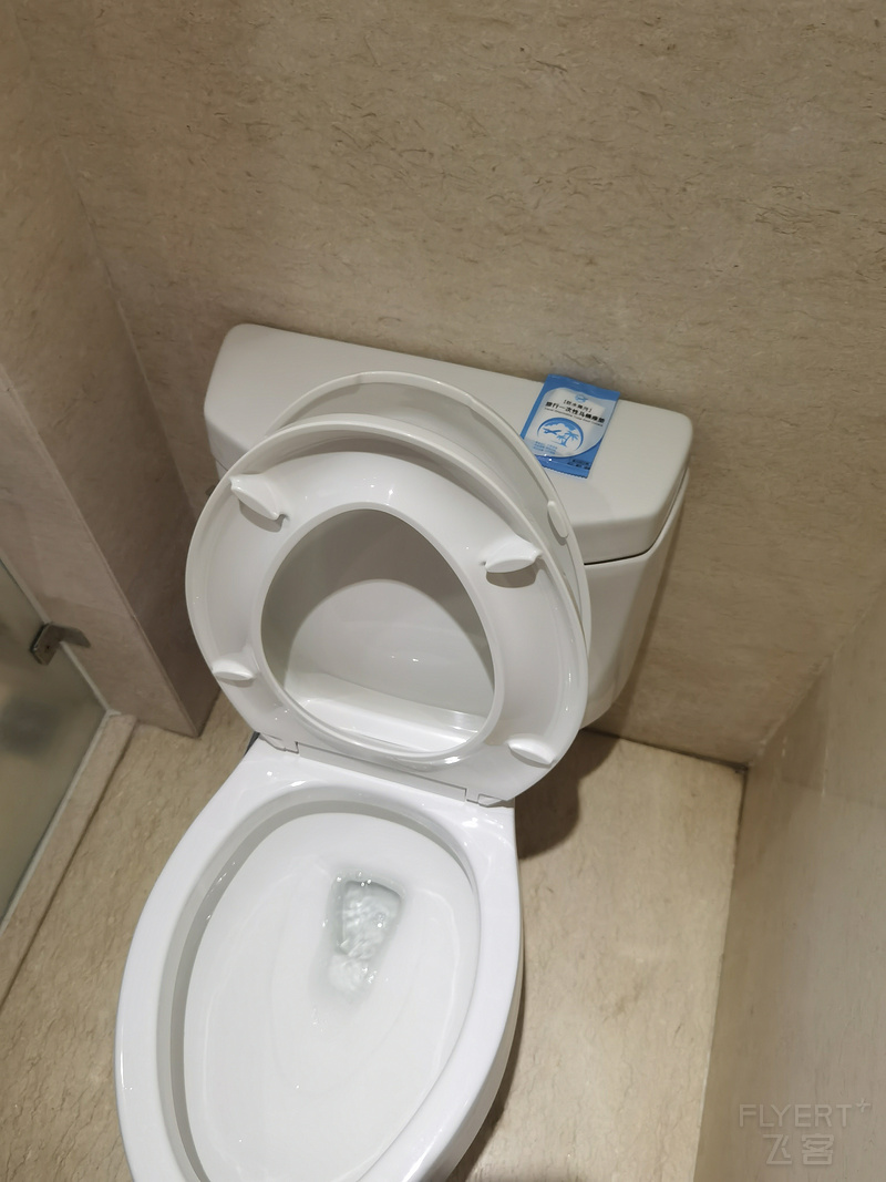 122220sdNNBOV46M8MoICc.jpg