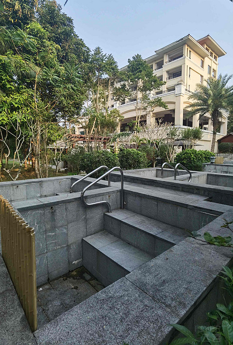 免费早的代价 万宁兴隆华美达温泉度假酒店 海南环岛记录02