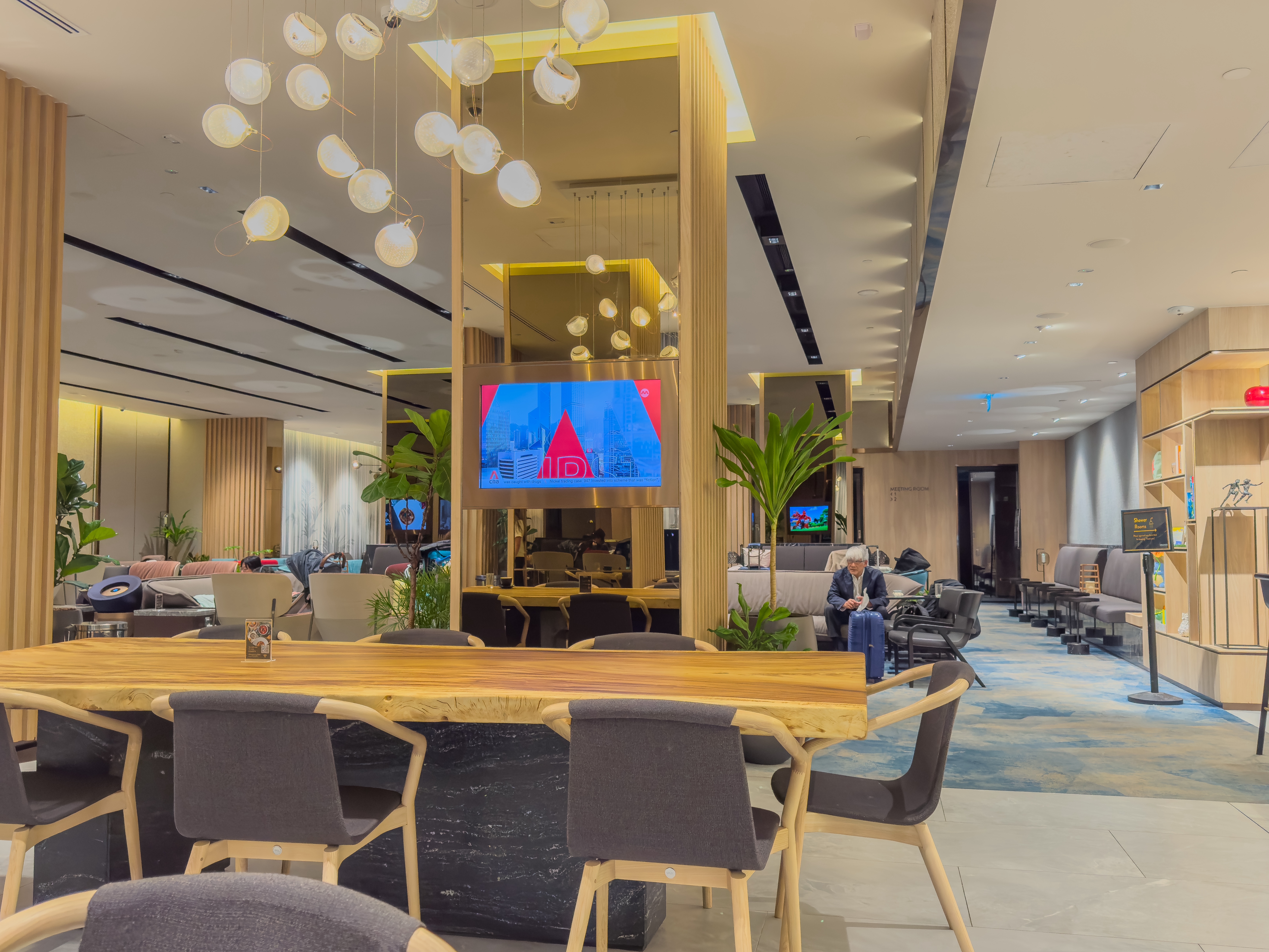 ¼»ϢҴ֮///ĺ Lounges @ SIN Airport