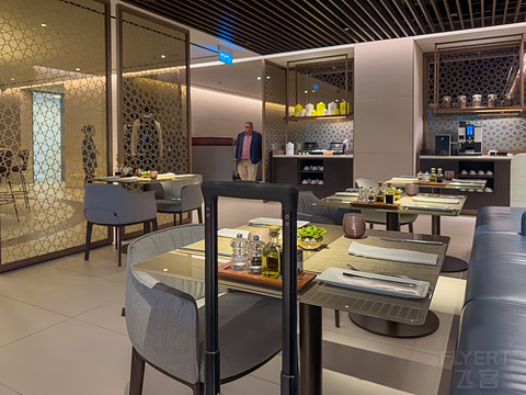 新加坡机场休息室打卡之樟宜/环亚/卡航/澳航 Lounges @ SIN Airport