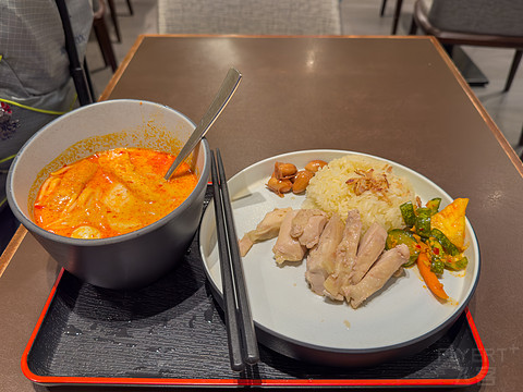 新加坡机场休息室打卡之樟宜/环亚/卡航/澳航 Lounges @ SIN Airport