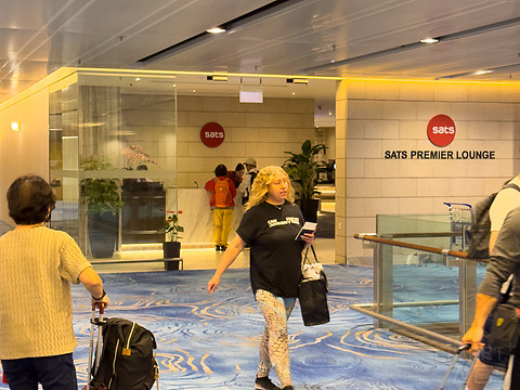 新加坡机场休息室打卡之樟宜/环亚/卡航/澳航 Lounges @ SIN Airport