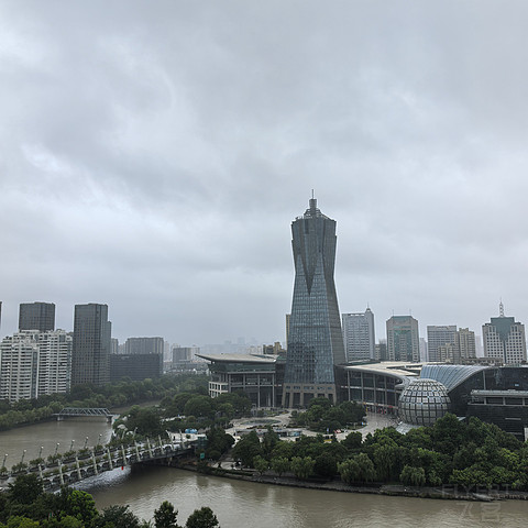【重新定义城市中心】杭州中心四季酒店