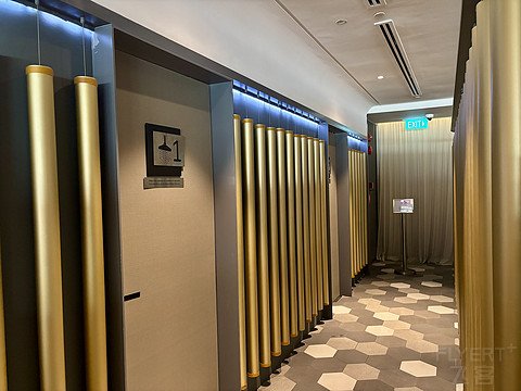 新加坡樟宜机场T4 BLOSSOM贵宾室体验