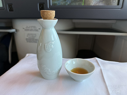 时隔八年的再体验｜国航CA1360 CAN-PEK B777-300ER公务舱体验