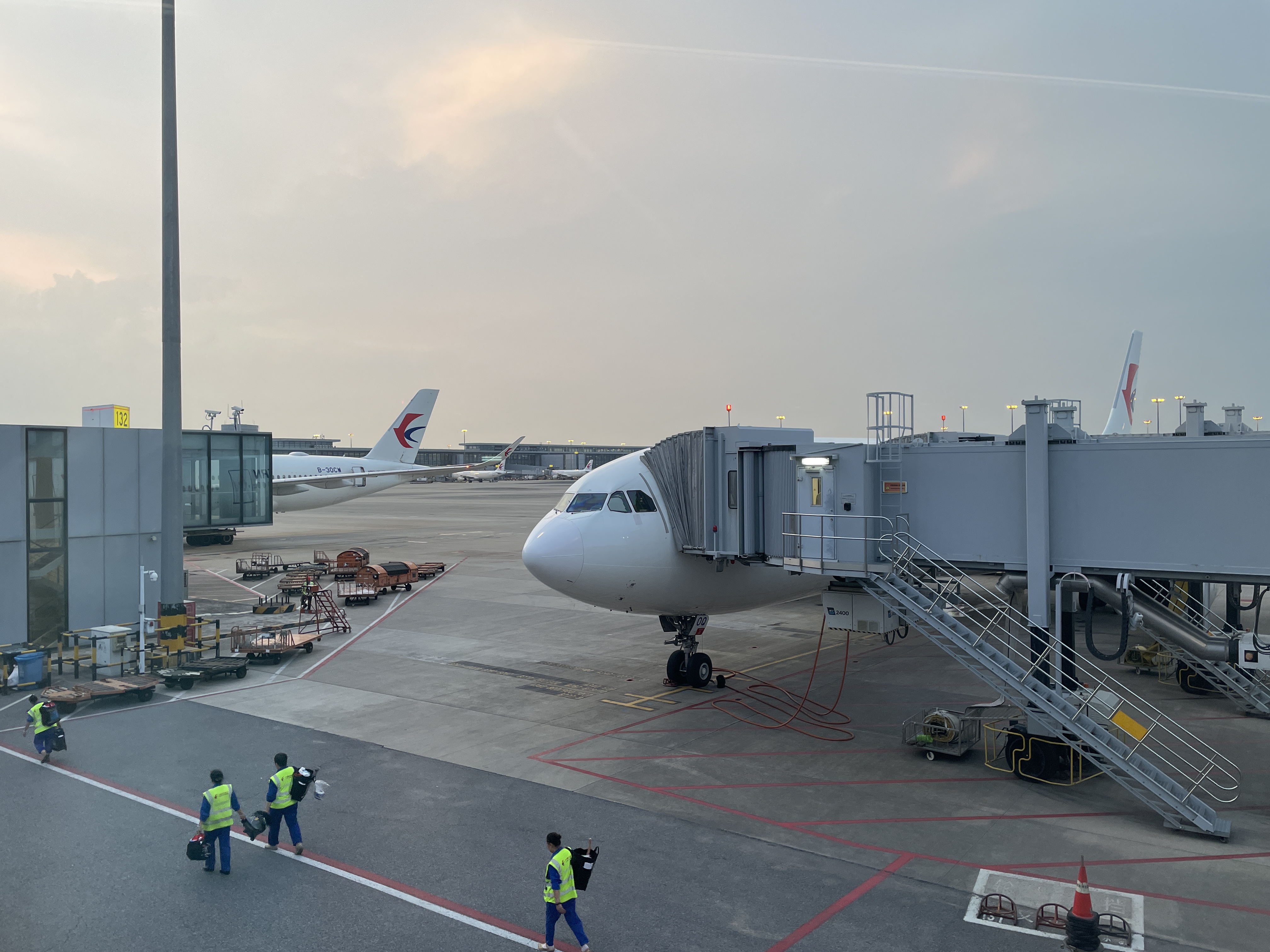 ʲǿ | A330-300 λ | PVG-KHG | б
