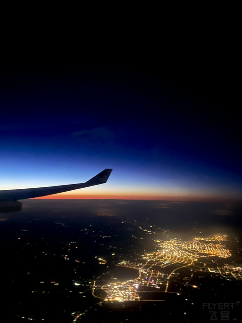 喀什星空 | 东航A330-300 超经舱位 | PVG-KHG往返 | 飞行报告