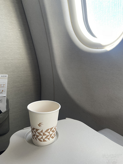 喀什星空 | 东航A330-300 超经舱位 | PVG-KHG往返 | 飞行报告