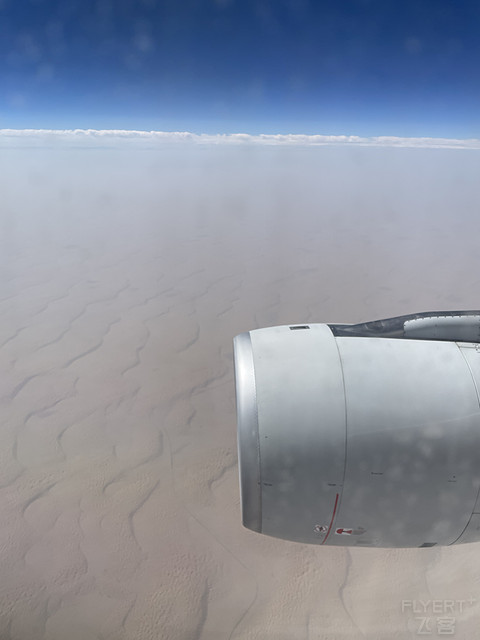 喀什星空 | 东航A330-300 超经舱位 | PVG-KHG往返 | 飞行报告