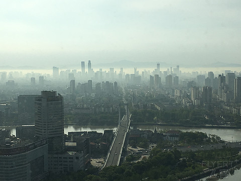 宁波万豪 位置优越 服务在线 老而弥坚