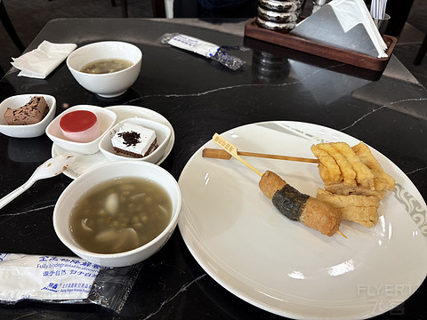 延误加延误，深航PVG-SZX-HAN之600元，SZX超棒休息室美食的廉价之旅[by上海小医生]