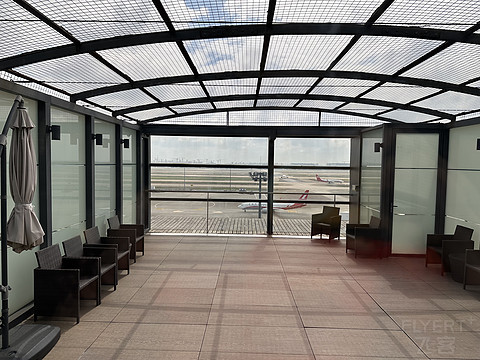 云端之上的东方头等巡礼-MU545(PVG-SIN)