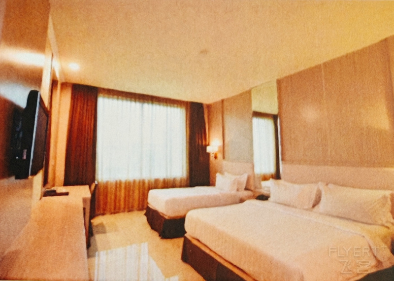 125200KHwSjb419KENmvFF.jpg